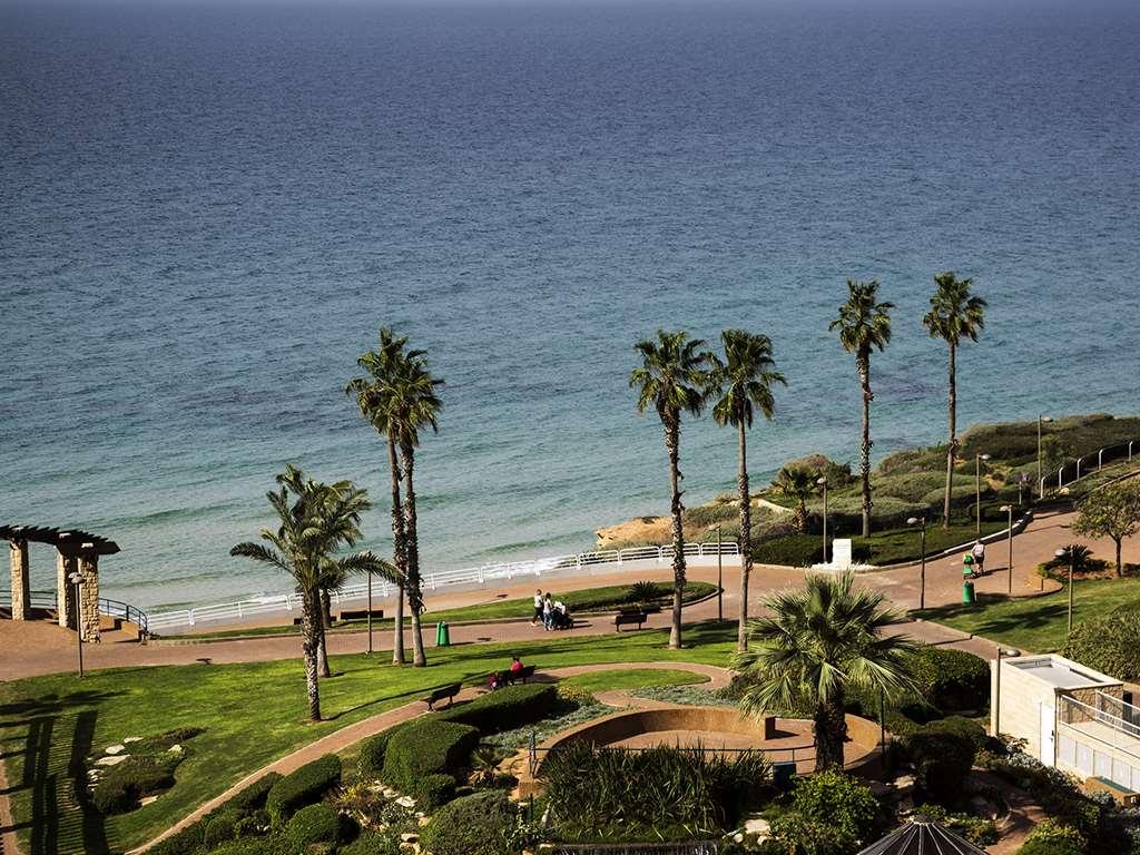 David Tower Hotel Netanya By Prima Hotels - 16 Years Plus Экстерьер фото View of the Mediterranean Sea from the campus