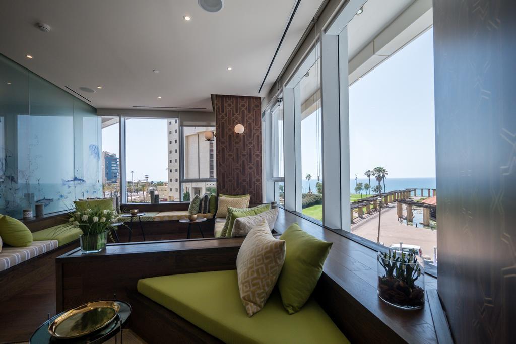 David Tower Hotel Netanya By Prima Hotels - 16 Years Plus Экстерьер фото The interior of a suite at the InterContinental