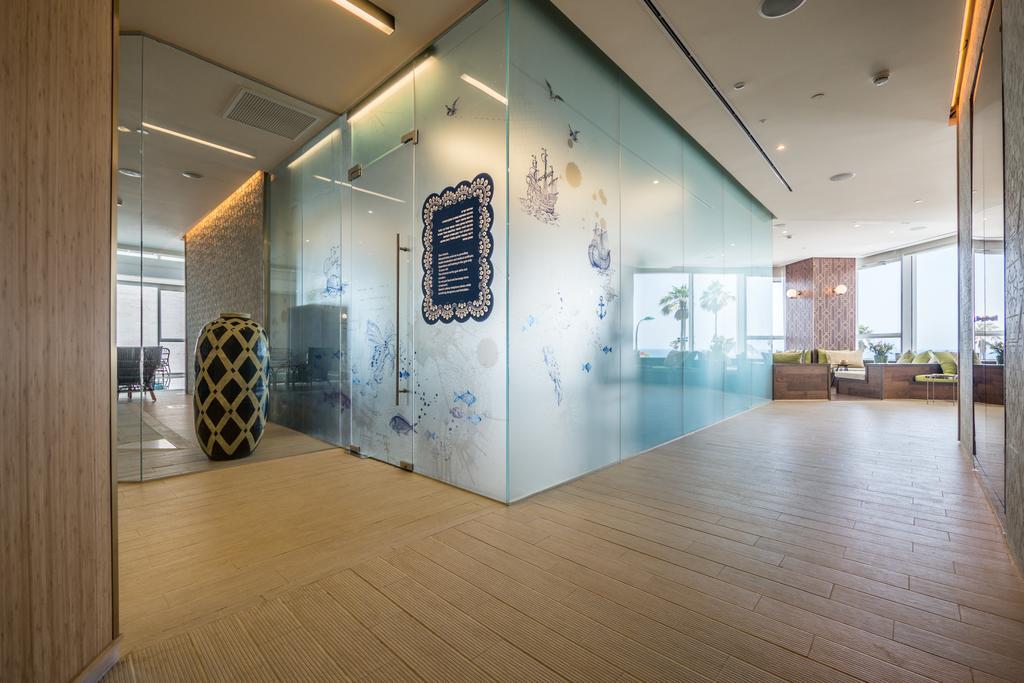 David Tower Hotel Netanya By Prima Hotels - 16 Years Plus Экстерьер фото Interior of the Embassy of the Republic of Korea in the Philippines